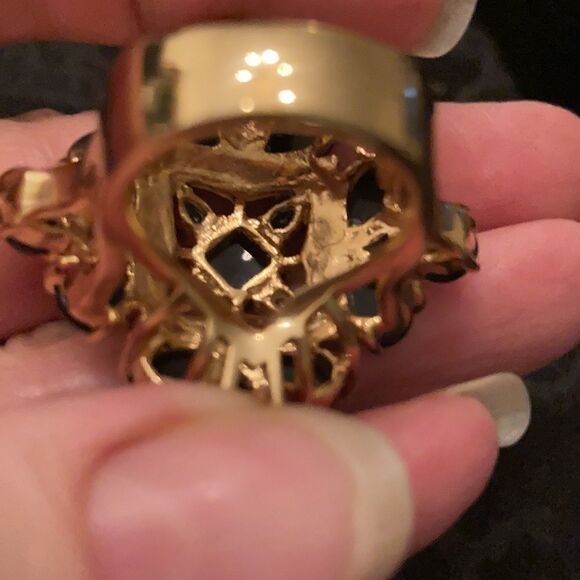 Beautiful bohemian cocktail ring with dark blue and white stones EUC - Picture 4 of 7